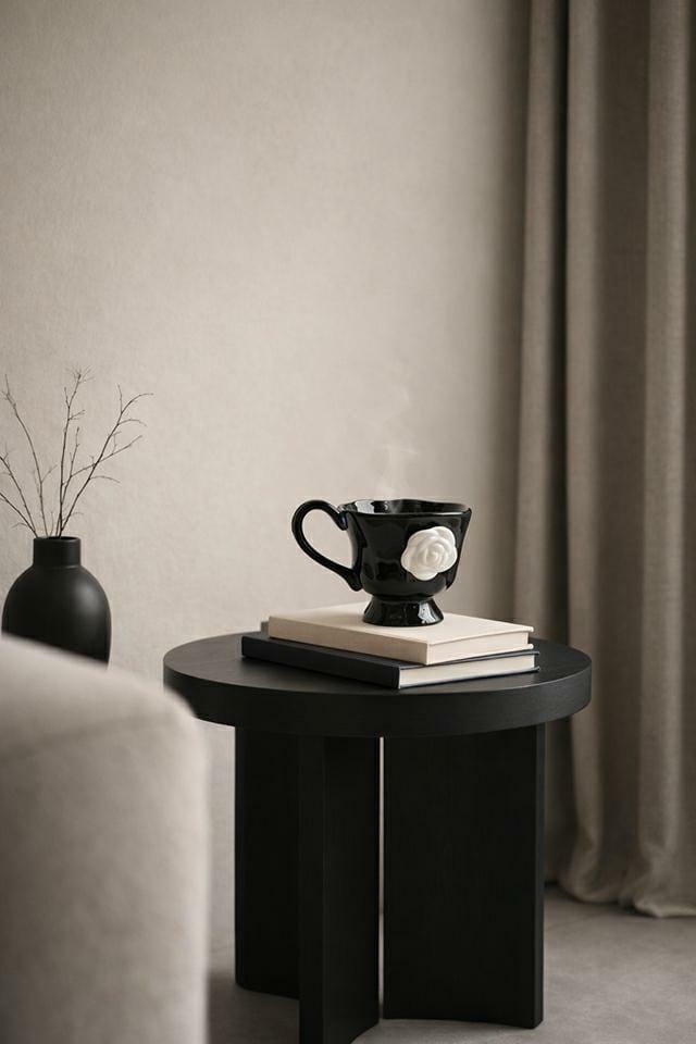 Kubek SHP BIAŁA RÓŻA czarny