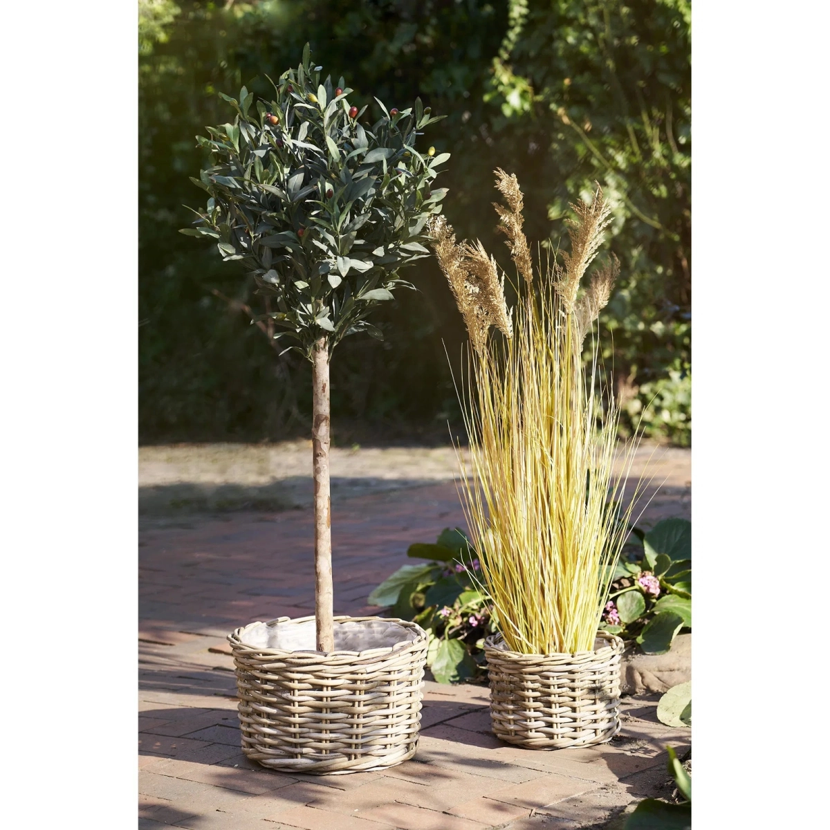 pol_pl_Zestaw-2-koszy-Kalak-rattan-47120_2.webp