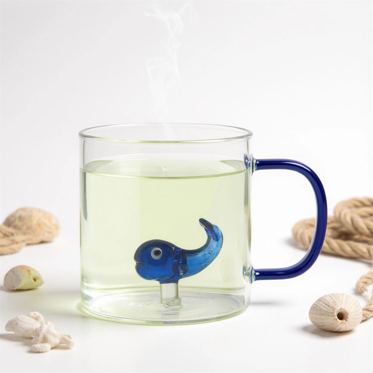 Kubek z figurką 300ml wieloryb