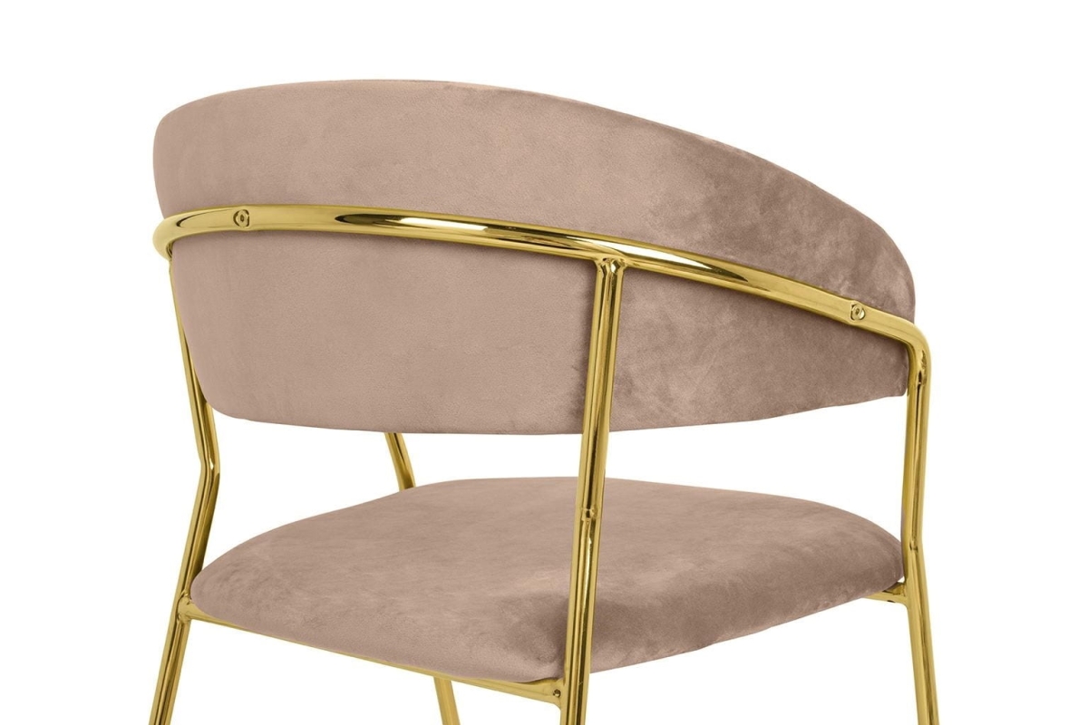 689e1b1718275ed6fe38290b0b03e1e4