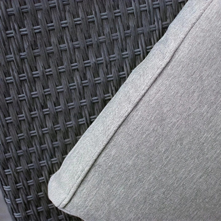 82aa00a5f3e2731107e4946d9276afd8