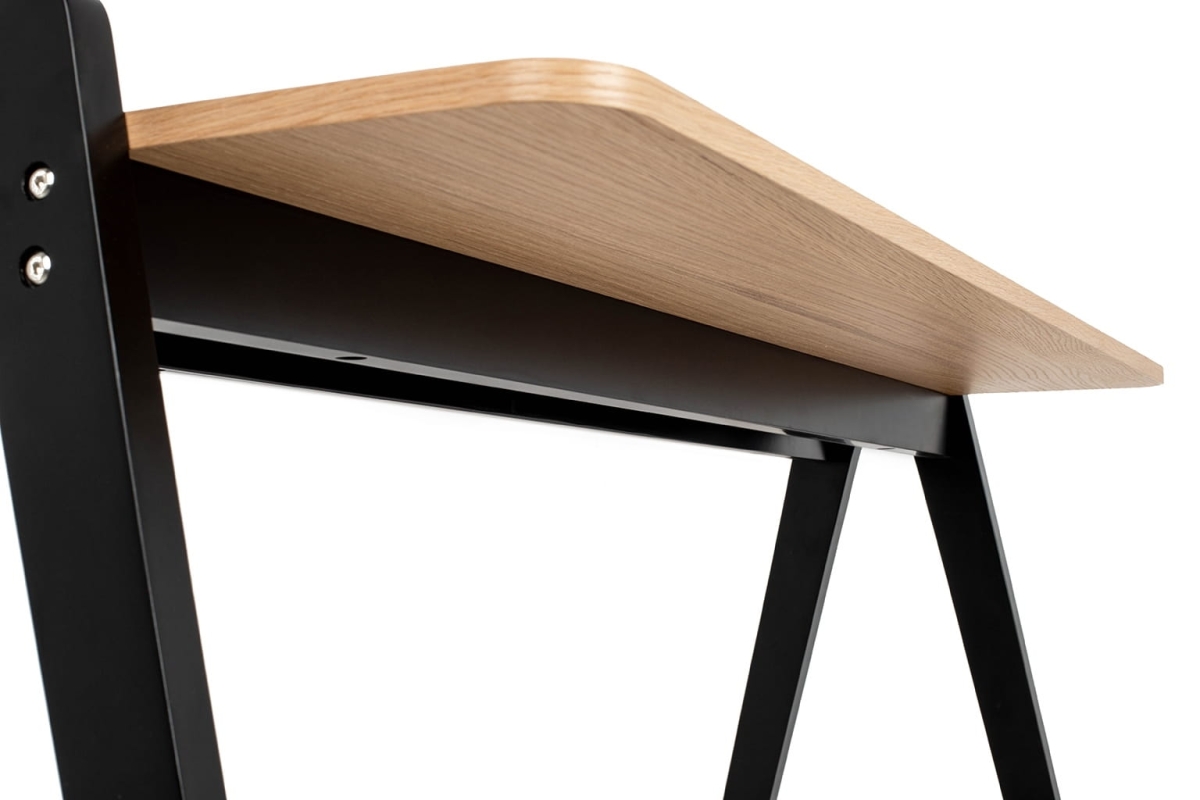 2b3e4f0641cc20509a28c52b4d51065c