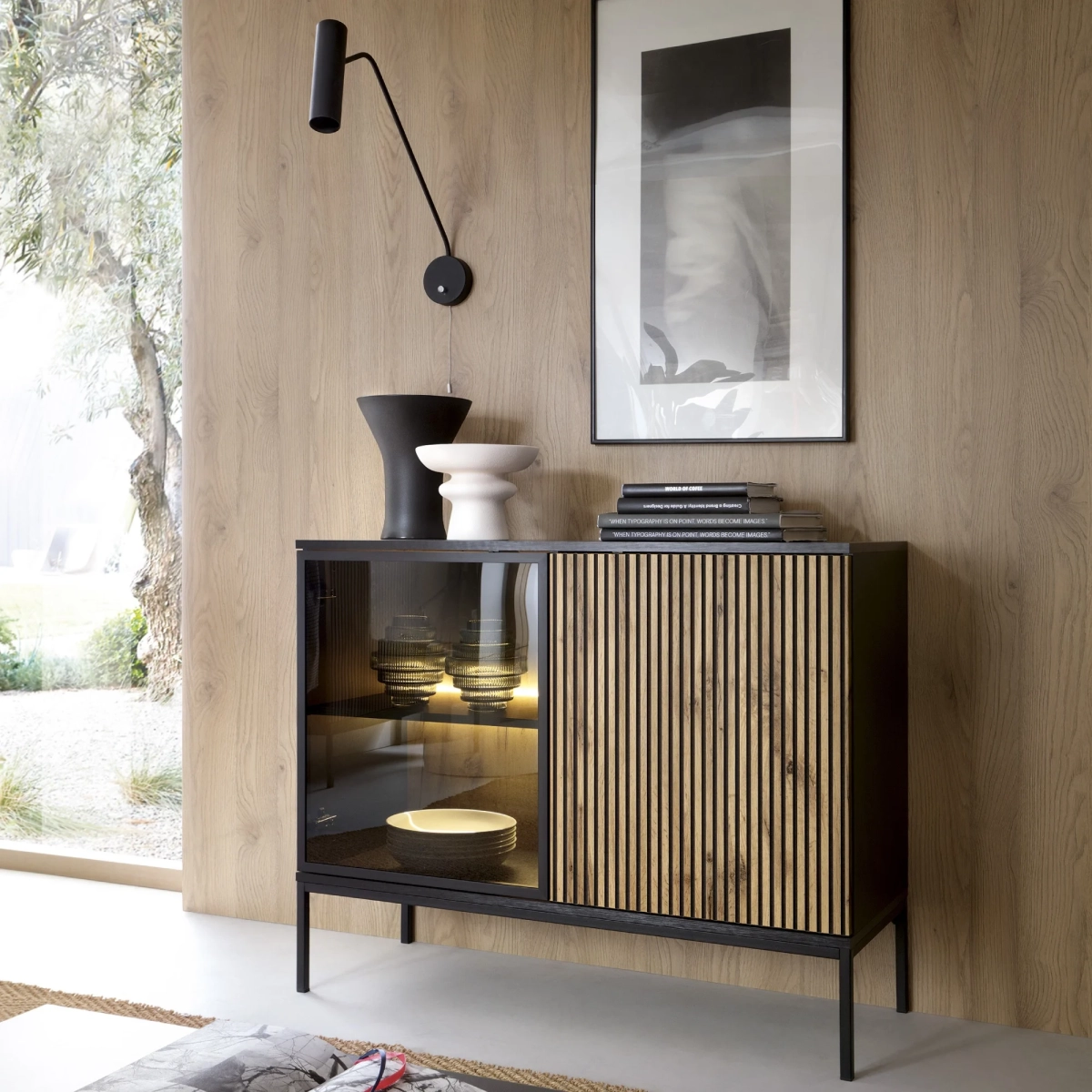 komoda-sento-z-frezowanym-frontem-i-oswietleniem-led-dab-wotan (1).webp