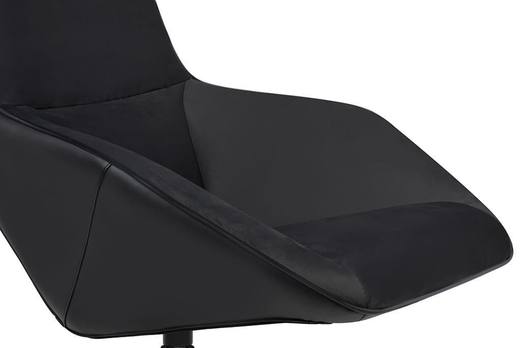 3c77d39c2c0770504c0d4d81921a926d